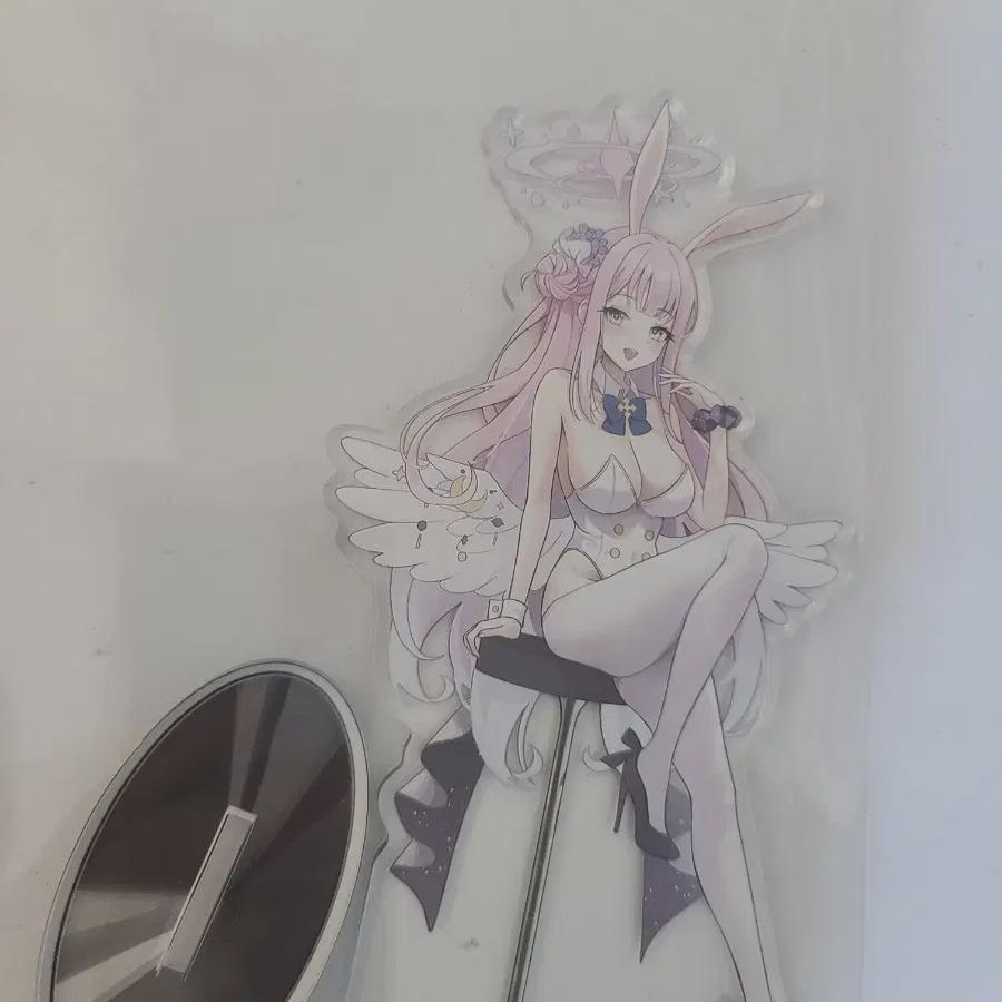 Blue Archive 1.5th Anniversary Only Exhibition By Biya Artist Bunny Girl Mika Acrylic Stand
Blue Archive 1.5th Anniversary Only Exhibition By Biya Artist Bunny Girl Mika Acrylic Stand