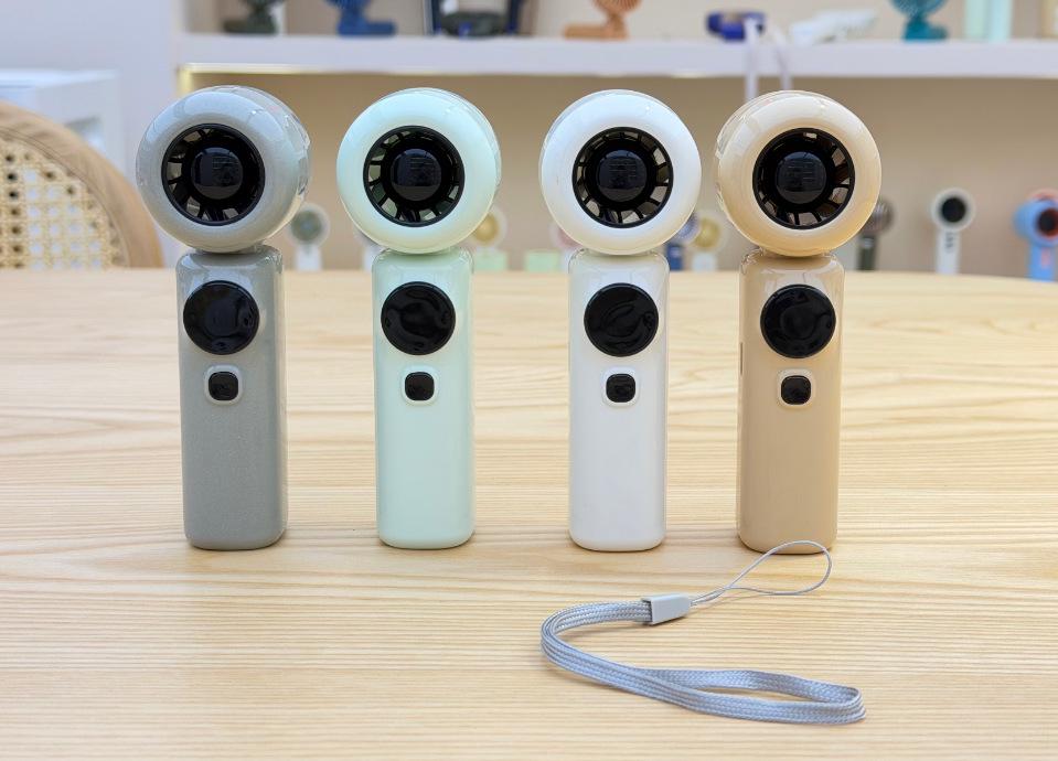 Portable USB Rechargeable 10-Speed Mini Handheld High-Power Fan 4.3*4.8*12.6 cm
Portable USB Rechargeable 10-Speed Mini Handheld High-Power Fan 4.3*4.8*12.6 cm