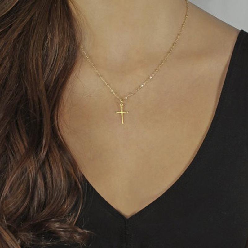 Trendy Women s Street Style Cross Pendant Clavicle Necklace срібний
Trendy Women s Street Style Cross Pendant Clavicle Necklace срібний