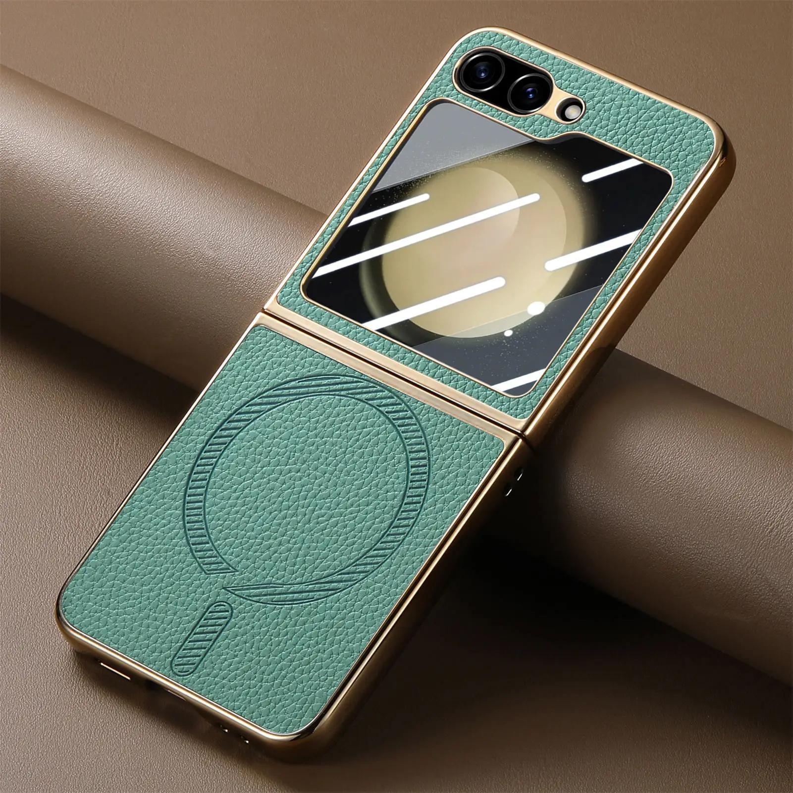 Magnetic Litchi Pattern Leather Phone Case for Samsung Galaxy Z Flip 6 Flip5 4 Electroplated Frame Shell Film Integrated Cover ZFlip6 зелёный
Magnetic Litchi Pattern Leather Phone Case for Samsung Galaxy Z Flip 6 Flip5 4 Electroplated Frame Shell Film Integrated Cover ZFlip6 зелёный