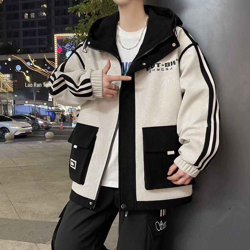 Spring & Autumn Color Block Men s Hooded Jacket with Letter Print, Large Pockets, and Loose Fit in Hong Kong Style 3XL (160-180 jin) бежевий
Spring & Autumn Color Block Men s Hooded Jacket with Letter Print, Large Pockets, and Loose Fit in Hong Kong Style 3XL (160-180 jin) бежевий