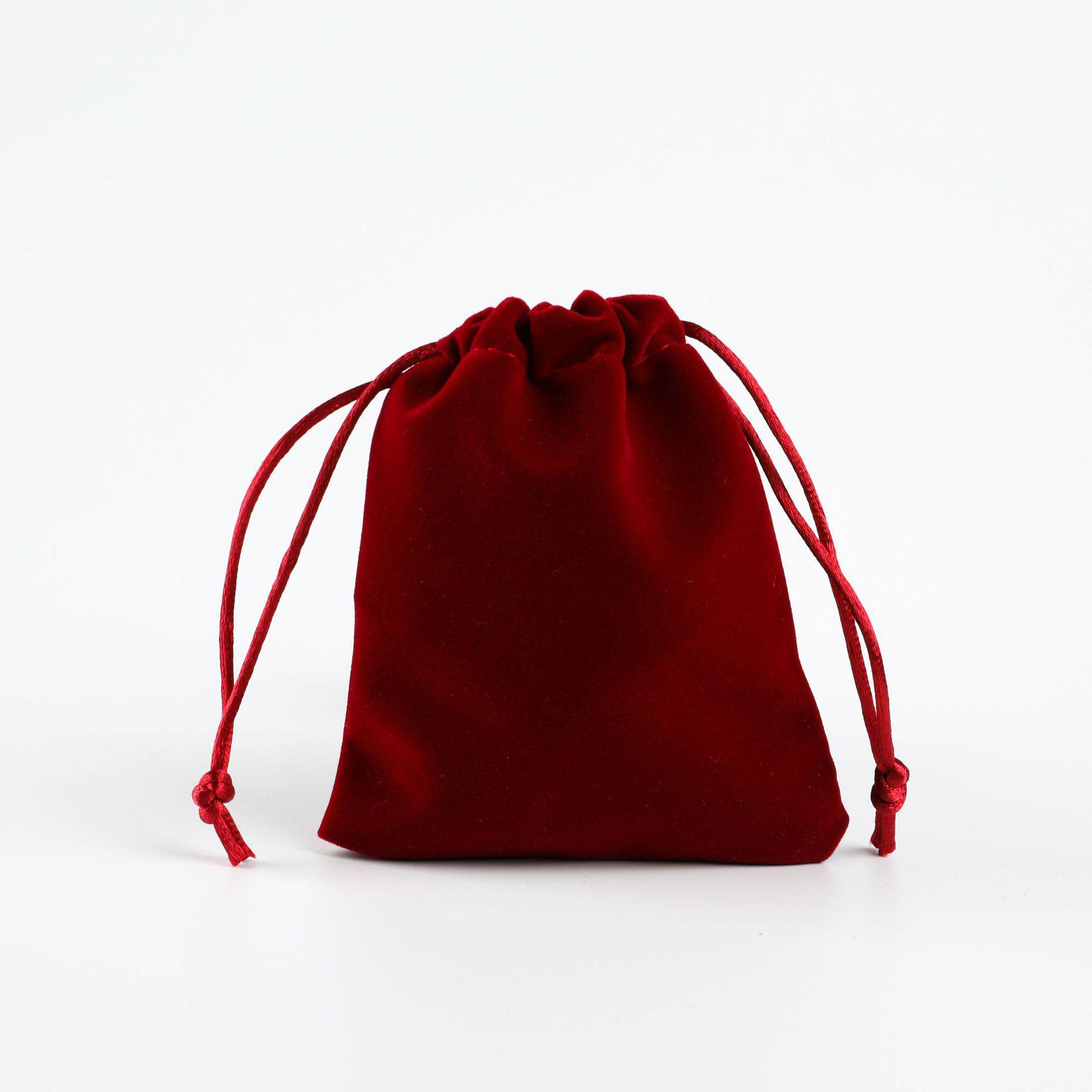 Фланелевый мешочек для украшений на шнурке - небольшой тканевый чехол для хранения аксессуаров на удачу 15.5x11.5 темно-красного
Фланелевый мешочек для украшений на шнурке - небольшой тканевый чехол для хранения аксессуаров на удачу 15.5x11.5 темно-красного