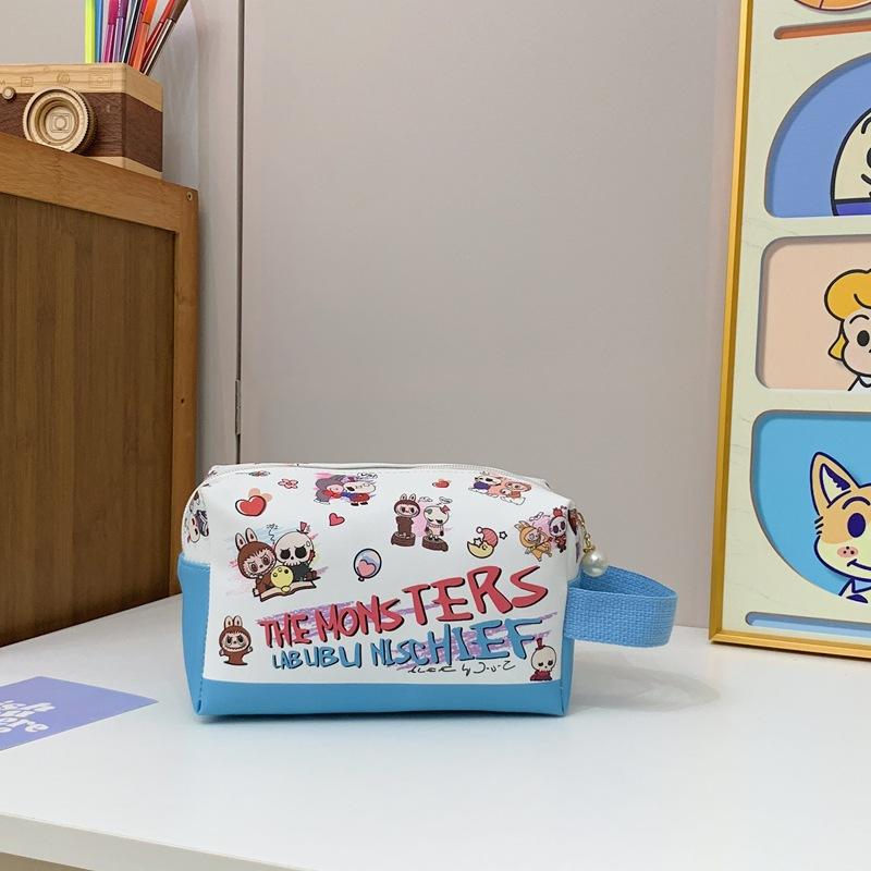 Portable Small Square Bag Portable Cosmetic Bag Female Giant Skin Care Travel Bag Niche Storage Bag
Portable Small Square Bag Portable Cosmetic Bag Female Giant Skin Care Travel Bag Niche Storage Bag