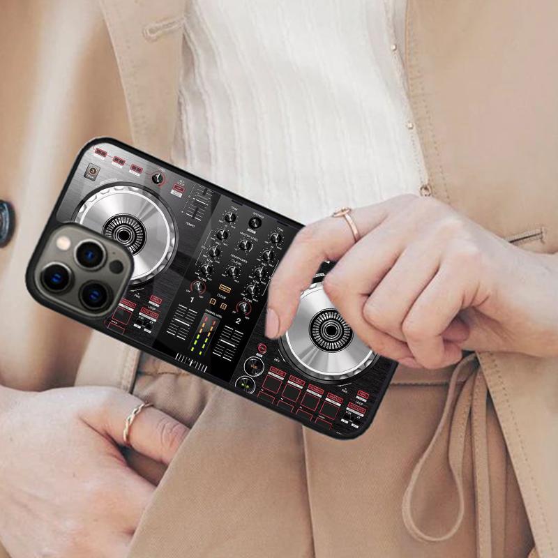Электронная музыка DJ Контроллер Микшер Магнитный Чехол для Телефона ДЛЯ APPLE iPhone 17 Air 16 14 13 12 Pro Max 15 Plus Чехол MagSafe iPhone 13mini
Электронная музыка DJ Контроллер Микшер Магнитный Чехол для Телефона ДЛЯ APPLE iPhone 17 Air 16 14 13 12 Pro Max 15 Plus Чехол MagSafe iPhone 13mini