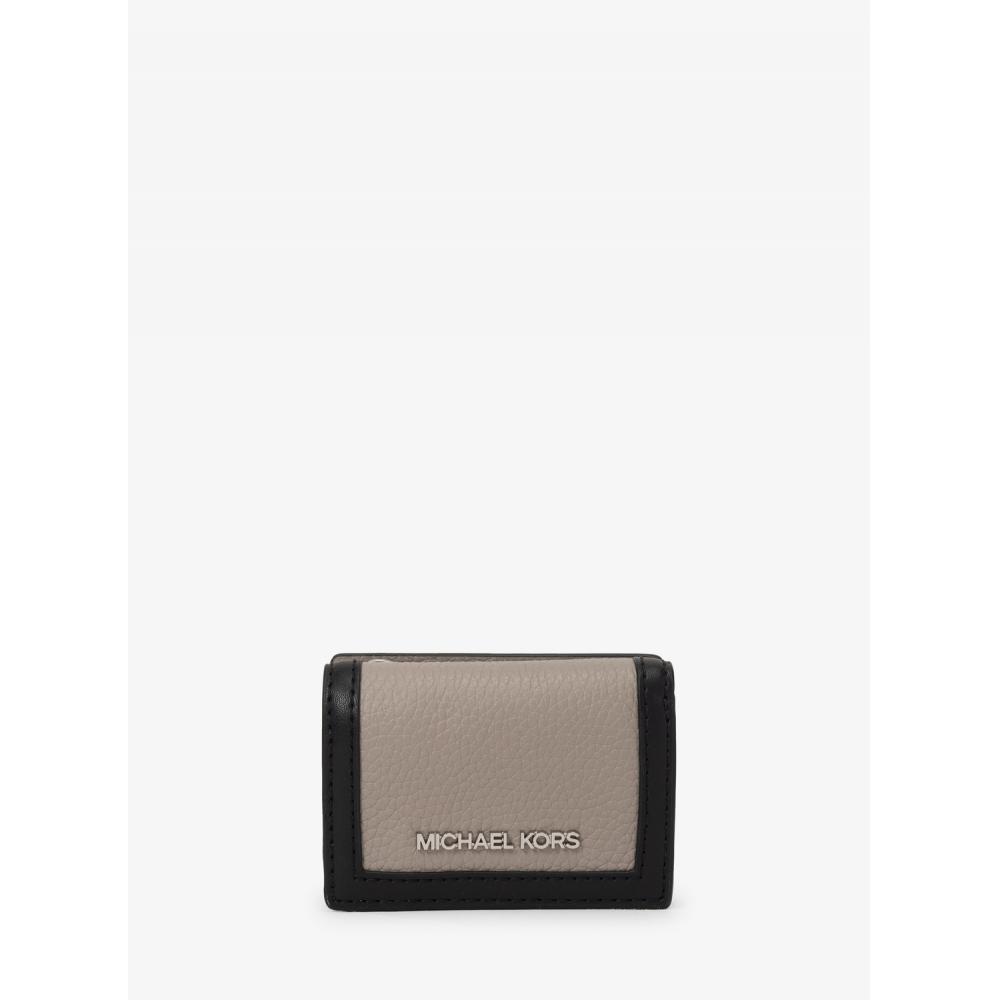 MICHAEL KORS JET SET TRAVEL КОШЕЛЕК НА МОЛНИИ СКЛАДЫВАЮЩИЙСЯ ТРОЙНОЙ, ОЧЕНЬ МАЛЕНЬКИЙ, 35F4STVD0T2633 ЖЕМЧУЖНО-СЕРЫЙ МУЛЬТИ F
MICHAEL KORS JET SET TRAVEL КОШЕЛЕК НА МОЛНИИ СКЛАДЫВАЮЩИЙСЯ ТРОЙНОЙ, ОЧЕНЬ МАЛЕНЬКИЙ, 35F4STVD0T2633 ЖЕМЧУЖНО-СЕРЫЙ МУЛЬТИ F