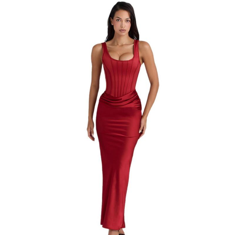European and American women s clothing fashion sleeveless suspender backless sexy slim fish bone waist fold hip dress women L чорний
European and American women s clothing fashion sleeveless suspender backless sexy slim fish bone waist fold hip dress women L чорний