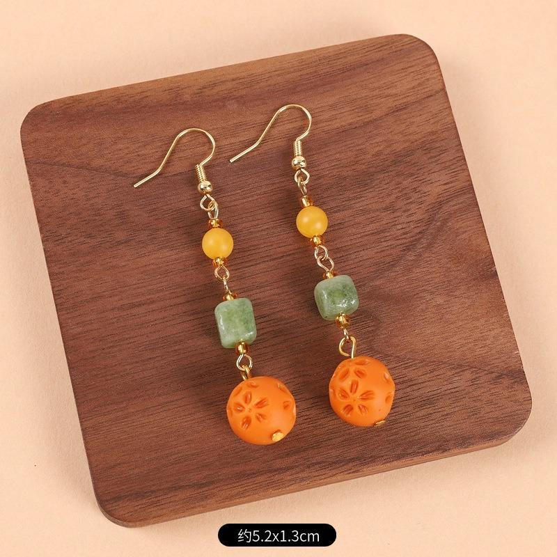 Винтажные серьги из пчелиного воска, женские, ретро, литературный темперамент, тибетские, высококлассные, нишевые серьги в античном стиле для ципао
Винтажные серьги из пчелиного воска, женские, ретро, литературный темперамент, тибетские, высококлассные, нишевые серьги в античном стиле для ципао