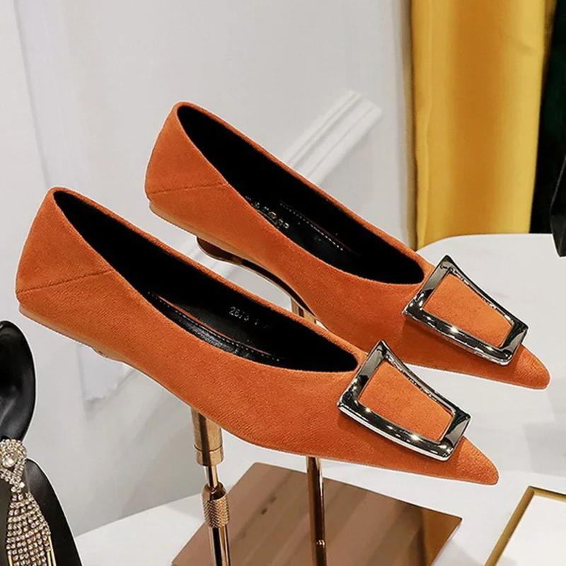 2024 Women 1cm Low Heels Velvet Beige Flats Female Glitter Metal Buckle Pointed Toe Low Heels Lady Versatile Office Daily Shoes 35
2024 Women 1cm Low Heels Velvet Beige Flats Female Glitter Metal Buckle Pointed Toe Low Heels Lady Versatile Office Daily Shoes 35