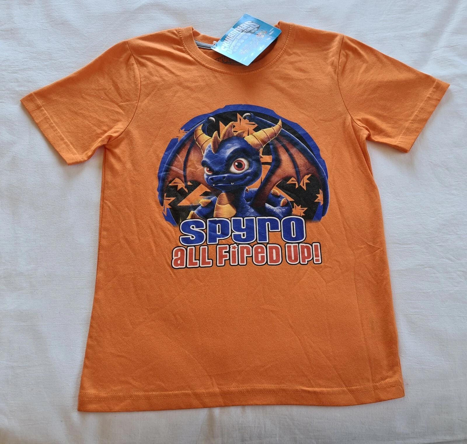Skylanders Spyro Boys Fired Up Orange Printed Short Sleeve T Shirt Size 8 NOS 3XL
Skylanders Spyro Boys Fired Up Orange Printed Short Sleeve T Shirt Size 8 NOS 3XL
