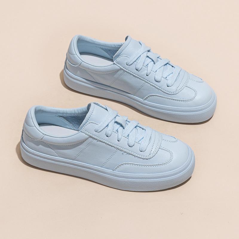 Leather little white shoes children s flat summer and autumn new women s shoes versatile soft-soled casual sports board shoes 40
Leather little white shoes children s flat summer and autumn new women s shoes versatile soft-soled casual sports board shoes 40