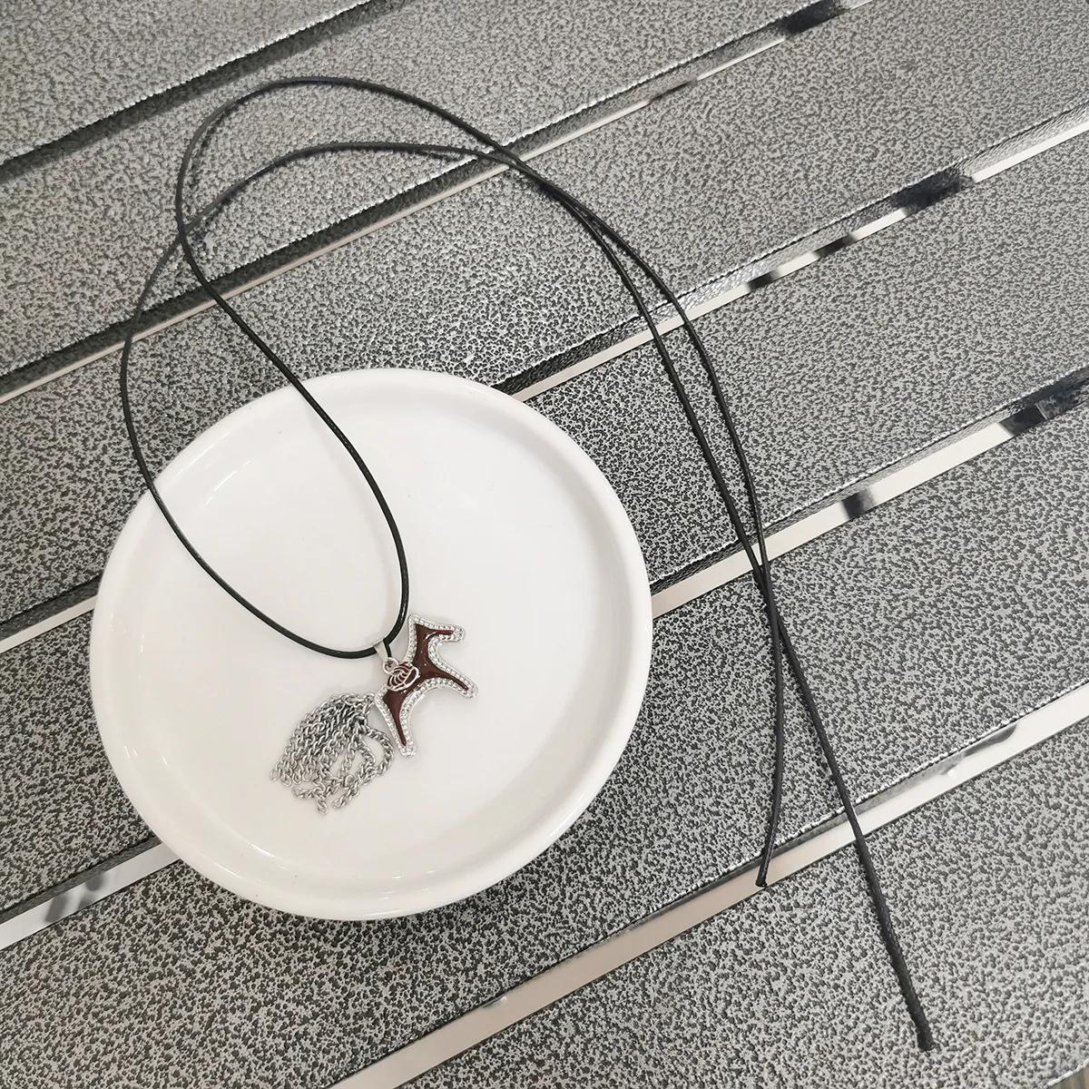 Funny Metallic Pony Horse Pendant Necklace for Women 2026 New Style Long Sweater Chain Autumn and Winter Gifts Accessories
Funny Metallic Pony Horse Pendant Necklace for Women 2026 New Style Long Sweater Chain Autumn and Winter Gifts Accessories