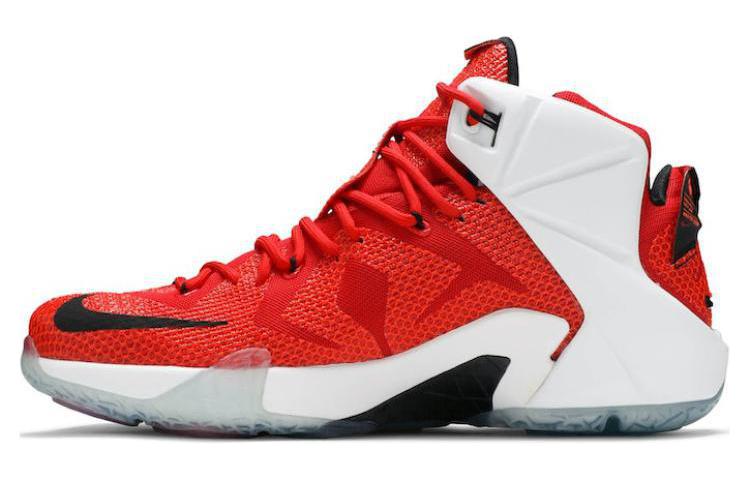 Nike LeBron 12 Heart Of A Lion 684593-601 44
Nike LeBron 12 Heart Of A Lion 684593-601 44