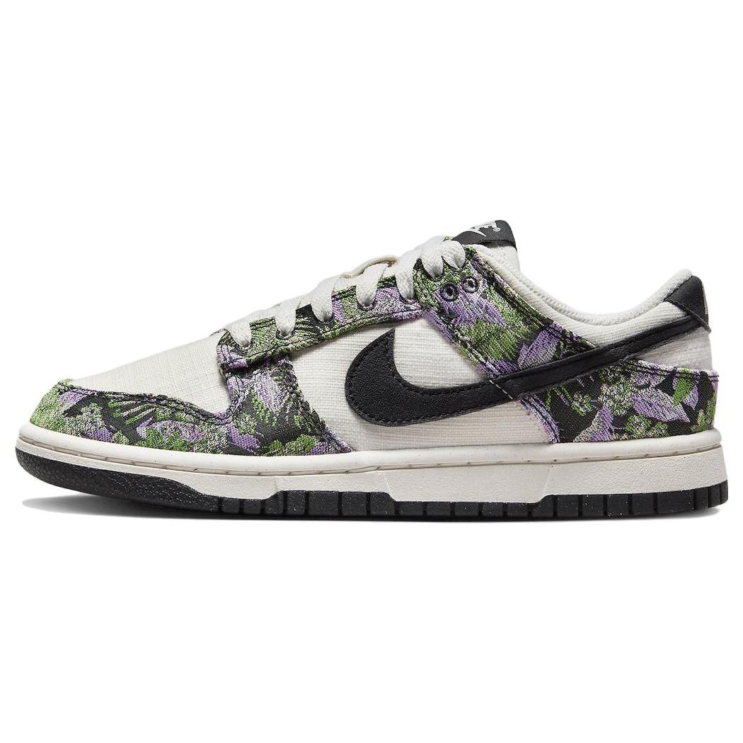 Новые женские кроссовки Nike Dunk Low Floral Tapestry FN7105-030 44
Новые женские кроссовки Nike Dunk Low Floral Tapestry FN7105-030 44