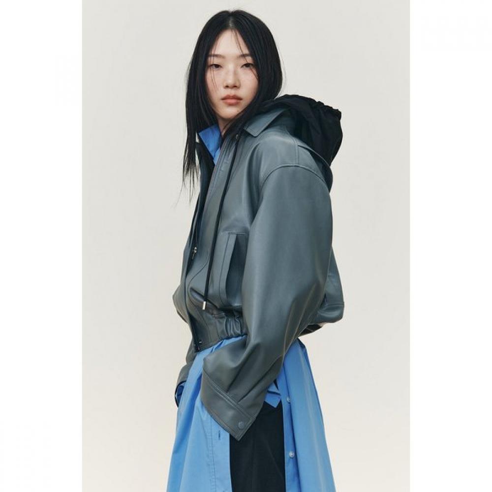Studio Tomboy Detachable Hoodie Synthetic Leather Jumper 9105361103ar 71 (wine)/One size
Studio Tomboy Detachable Hoodie Synthetic Leather Jumper 9105361103ar 71 (wine)/One size