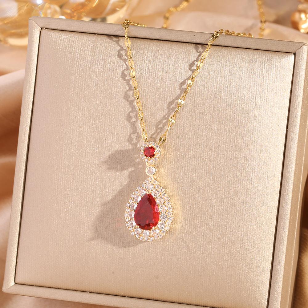 Teardrop Emerald Zircon Necklace Titanium Steel Versatile Elegant Long Lasting Necklace
Teardrop Emerald Zircon Necklace Titanium Steel Versatile Elegant Long Lasting Necklace