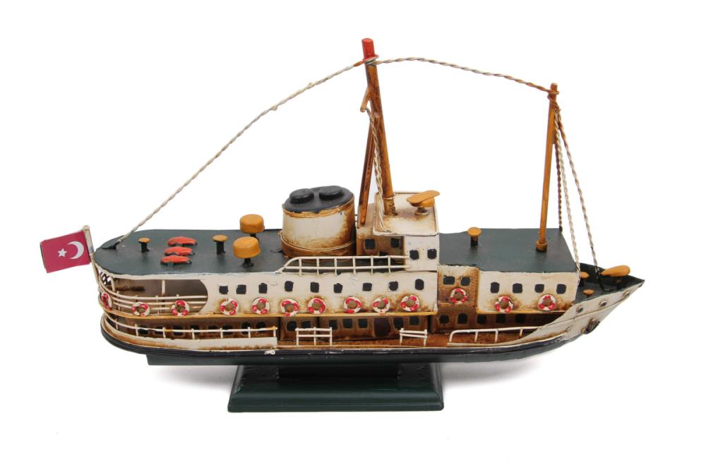 Декоративный металлический корабль
Декоративный металлический корабль