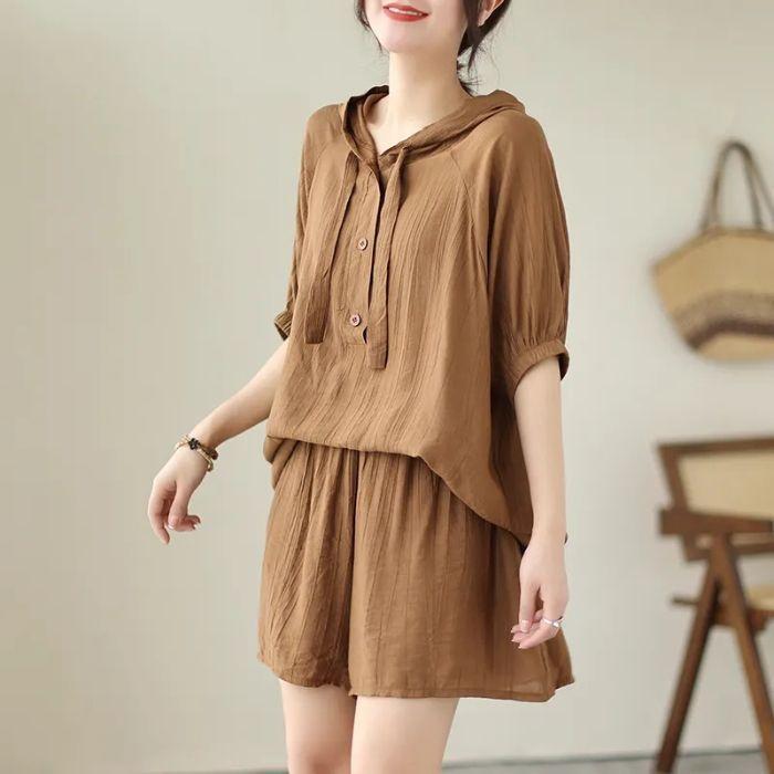 Plus Size Hooded Semi-Unbuttoned Top Shorts Two-Piece Set Pure Color Simple Versatile Meat Concealing Set M хаки
Plus Size Hooded Semi-Unbuttoned Top Shorts Two-Piece Set Pure Color Simple Versatile Meat Concealing Set M хаки