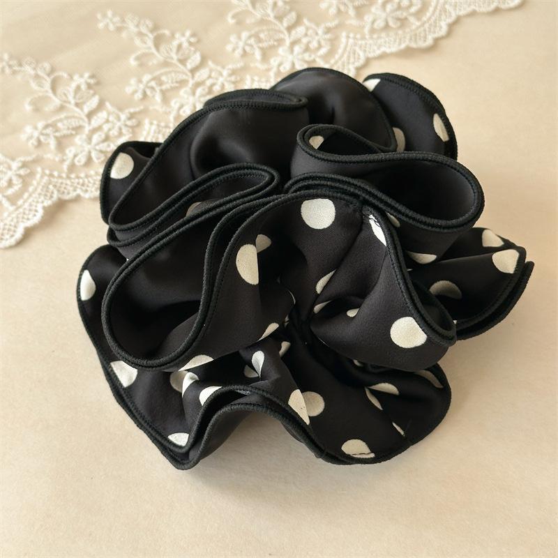 Vintage Polka Dot Scrunchies Large Hair Tie for Women Aesthetic Ponytail Holder Fashion Hair Accessory black
Vintage Polka Dot Scrunchies Large Hair Tie for Women Aesthetic Ponytail Holder Fashion Hair Accessory black