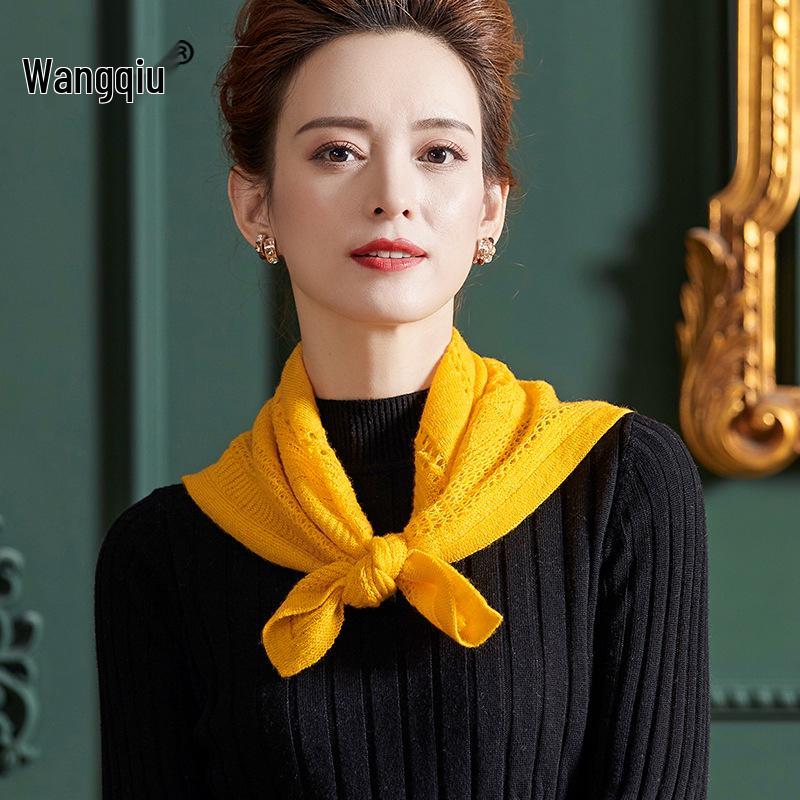 Pure Wool Women s Knitted Shawlette Scarf: Age-Reducing Shoulder Wrap and Warm Neck Warmer. 60-80 cm
Pure Wool Women s Knitted Shawlette Scarf: Age-Reducing Shoulder Wrap and Warm Neck Warmer. 60-80 cm