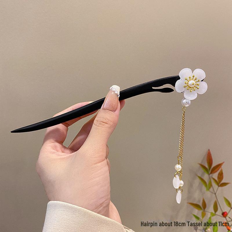 Деревянная шпилька для волос «Ретро Магнолия» 2024 года с кисточкой из ландыша: Простой аксессуар для пучка для ханьфу и чонсама
Деревянная шпилька для волос «Ретро Магнолия» 2024 года с кисточкой из ландыша: Простой аксессуар для пучка для ханьфу и чонсама