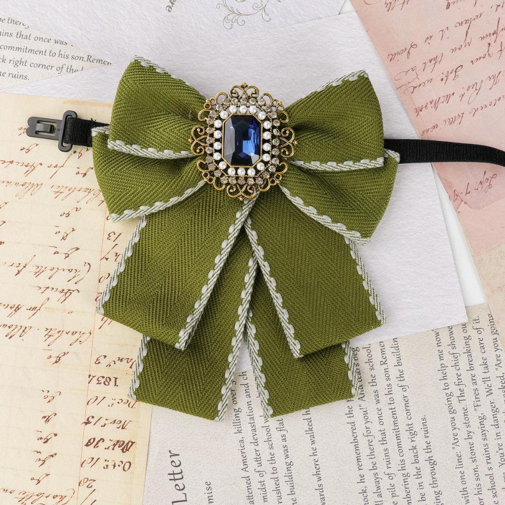 Blue Crystal Rhinestone Collar Flower Solid Color Men s Suit Accessory Bridegroom Style 14
Blue Crystal Rhinestone Collar Flower Solid Color Men s Suit Accessory Bridegroom Style 14
