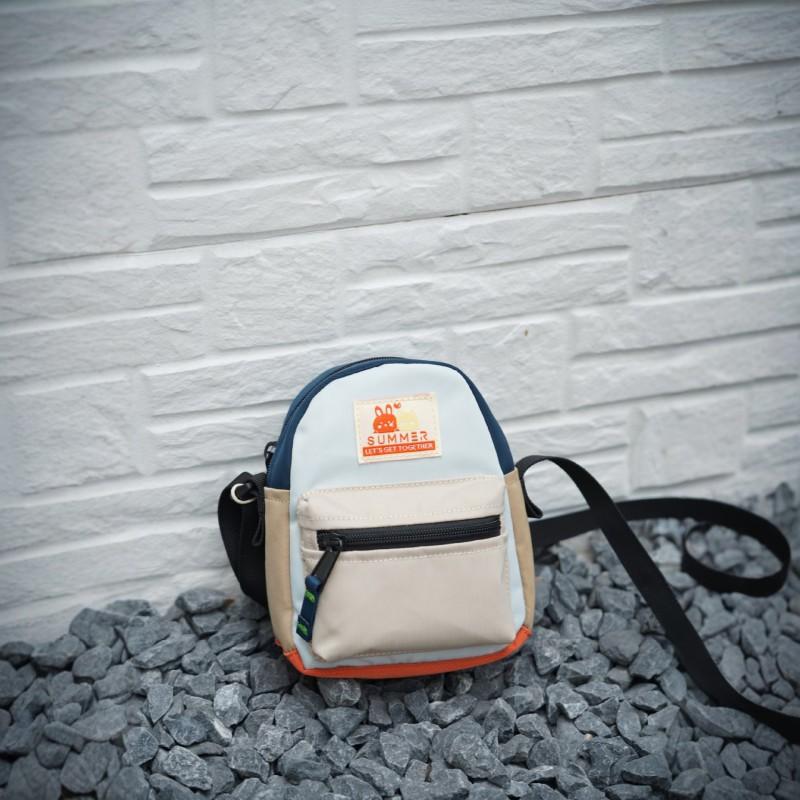 Korean Children s Cross-body Bag Cute Mini Light Nylon All-match Shoulder Mobile Phone 14x6x18cm хакі
Korean Children s Cross-body Bag Cute Mini Light Nylon All-match Shoulder Mobile Phone 14x6x18cm хакі