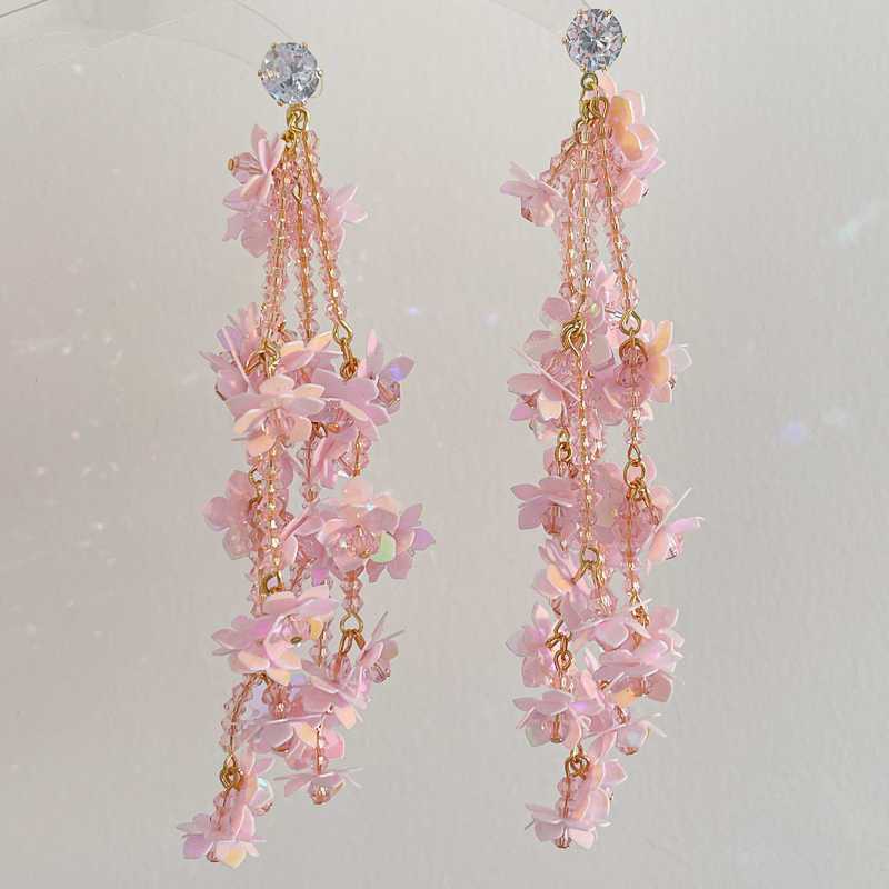 Циркон Розовые Блестки Цветок Кисточки Серьги Мода Девушка Сердце Пусеты Премиум Милые Серьги
Циркон Розовые Блестки Цветок Кисточки Серьги Мода Девушка Сердце Пусеты Премиум Милые Серьги