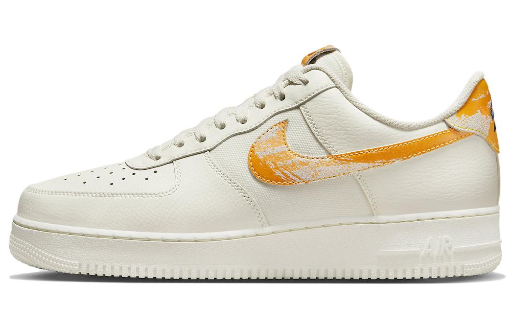 Nike Air Force 1 Low 07 Wear And Tear Sail Orange FN3419-100 41
Nike Air Force 1 Low 07 Wear And Tear Sail Orange FN3419-100 41