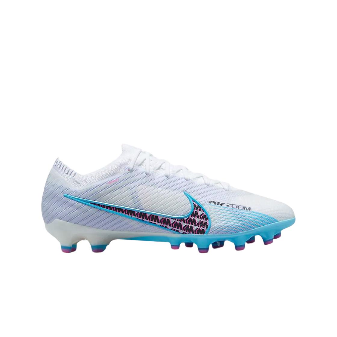 Мужские кроссовки Nike Zoom Mercurial Vapor 15 Elite AG Pro White Baltic Blue DJ5167-146
Мужские кроссовки Nike Zoom Mercurial Vapor 15 Elite AG Pro White Baltic Blue DJ5167-146