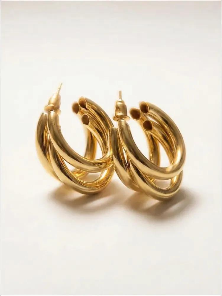 Luxury Inspired Vintage Style Stud Earrings Elegant High-End Design Fashionable Retro Earrings for Women and Girls Suitable for Various Occasions One Size золотий
Luxury Inspired Vintage Style Stud Earrings Elegant High-End Design Fashionable Retro Earrings for Women and Girls Suitable for Various Occasions One Size золотий