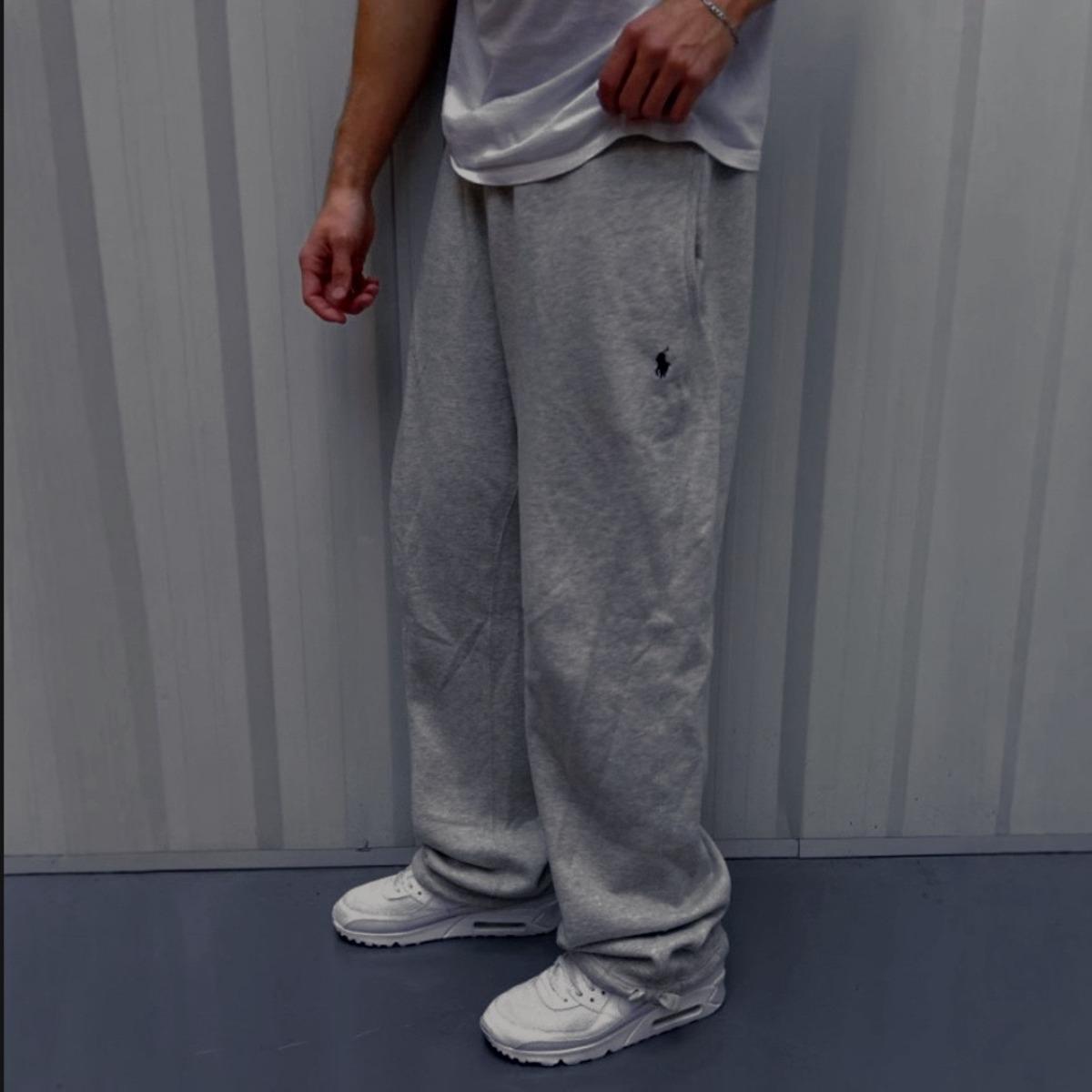 BeatStreet Нові осінньо-зимові вільні штани Повсякденні штани для чоловіків та жінок XL темно-сірий колір
BeatStreet Нові осінньо-зимові вільні штани Повсякденні штани для чоловіків та жінок XL темно-сірий колір