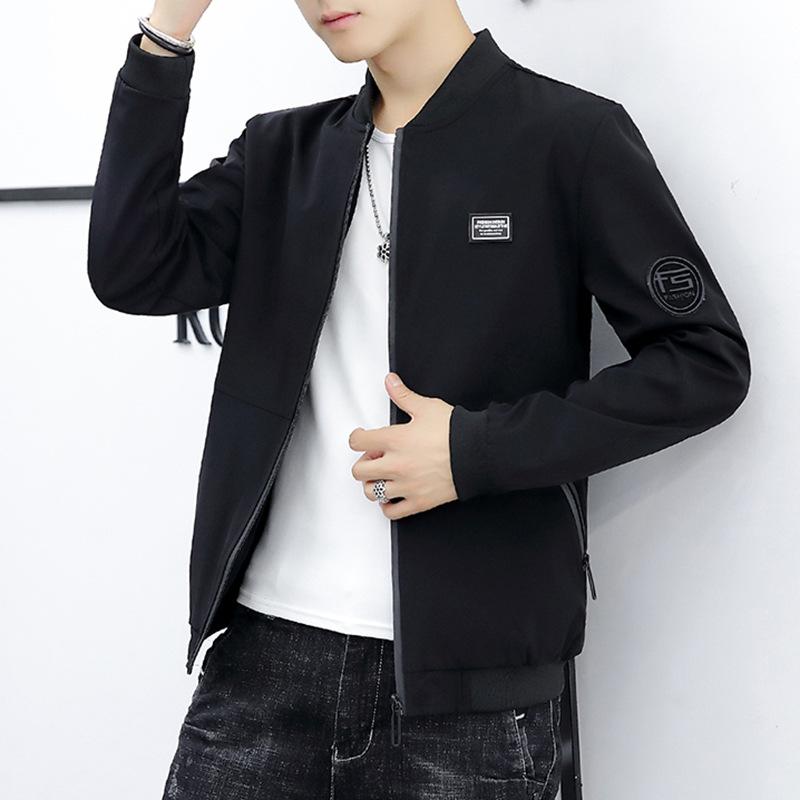 Men s coat autumn and winter new trend hooded fleece jacket men s casual sports top autumn outdoor trench coat men 5XL 181-102.5kg
Men s coat autumn and winter new trend hooded fleece jacket men s casual sports top autumn outdoor trench coat men 5XL 181-102.5kg