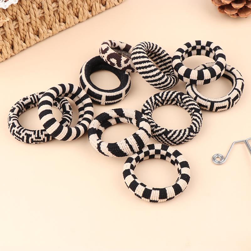 5Pcs Black And White Vintage Gum Big Rubber Bands Elastic Seamless Ponytail Holders Girl Women Hair Tie Rope
5Pcs Black And White Vintage Gum Big Rubber Bands Elastic Seamless Ponytail Holders Girl Women Hair Tie Rope