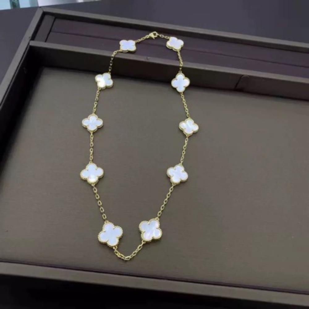 Lucky Four-leaf Clover Necklace for Women Natural Mother-of-pearl Ten-flower Sweater Chain Pendant Necklace - Fade Resistant
Lucky Four-leaf Clover Necklace for Women Natural Mother-of-pearl Ten-flower Sweater Chain Pendant Necklace - Fade Resistant