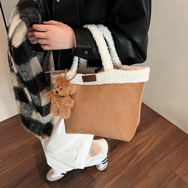 Handheld Vegetable Basket Bag, Double-sided Shoulder Bag with Hand Support, Tote Bucket Bag With pendant жовтий/коричневий
Handheld Vegetable Basket Bag, Double-sided Shoulder Bag with Hand Support, Tote Bucket Bag With pendant жовтий/коричневий