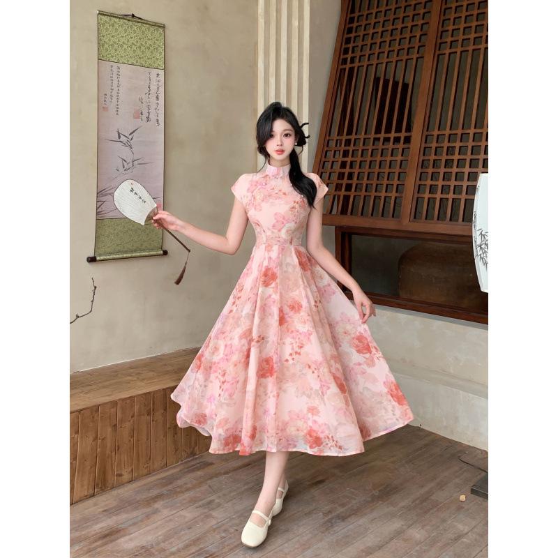 Plus Size Modern Chinese Style Cheongsam Dress – Retro & Fresh Design for Young Women XL Plus Size розовый
Plus Size Modern Chinese Style Cheongsam Dress – Retro & Fresh Design for Young Women XL Plus Size розовый