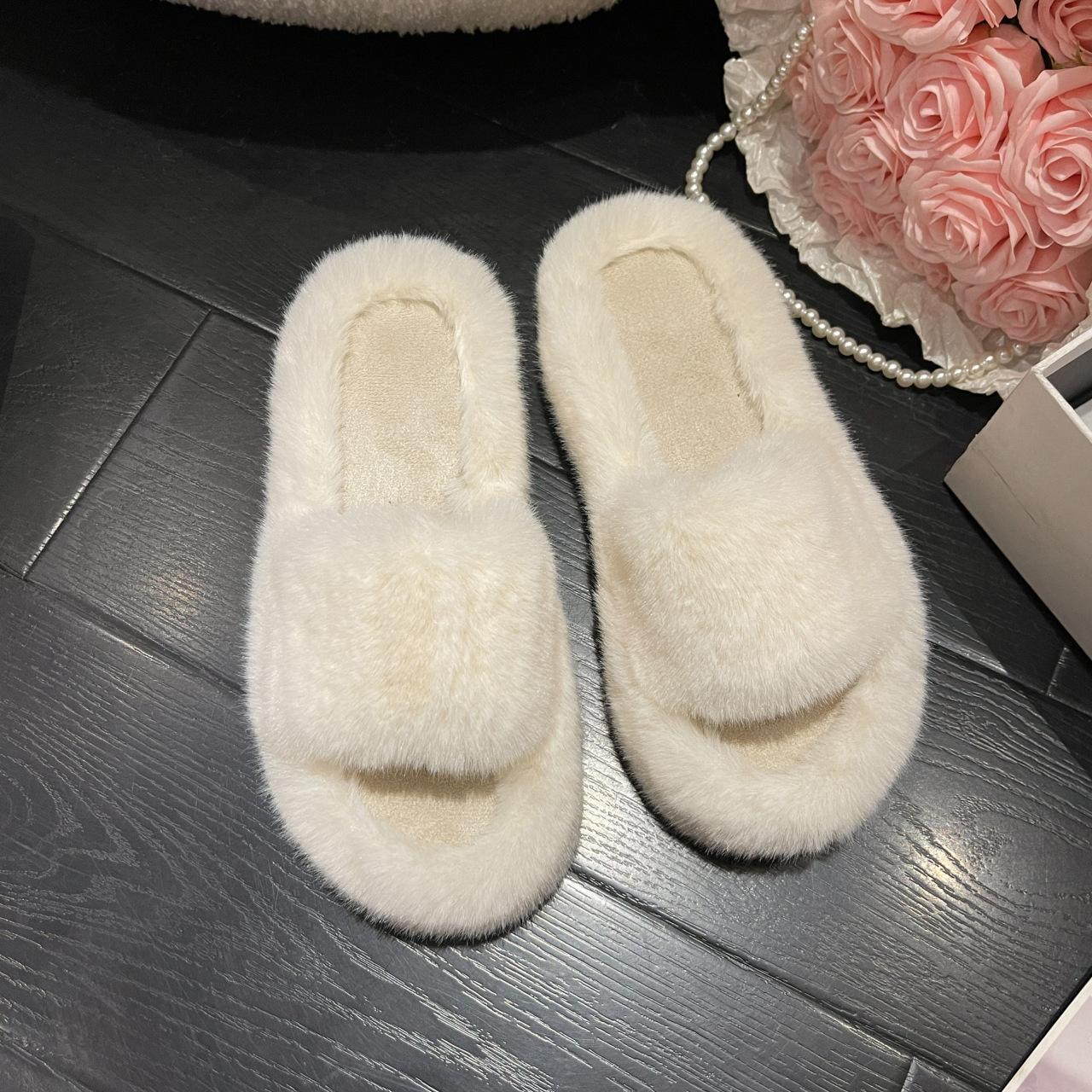 Иностранная торговля, большой размер 2025, новый дом, корейская версия, универсальная верхняя одежда, плоская подошва, модные женские тапочки Mao Mao Internet знаменитости 42 бежевый
Иностранная торговля, большой размер 2025, новый дом, корейская версия, универсальная верхняя одежда, плоская подошва, модные женские тапочки Mao Mao Internet знаменитости 42 бежевый