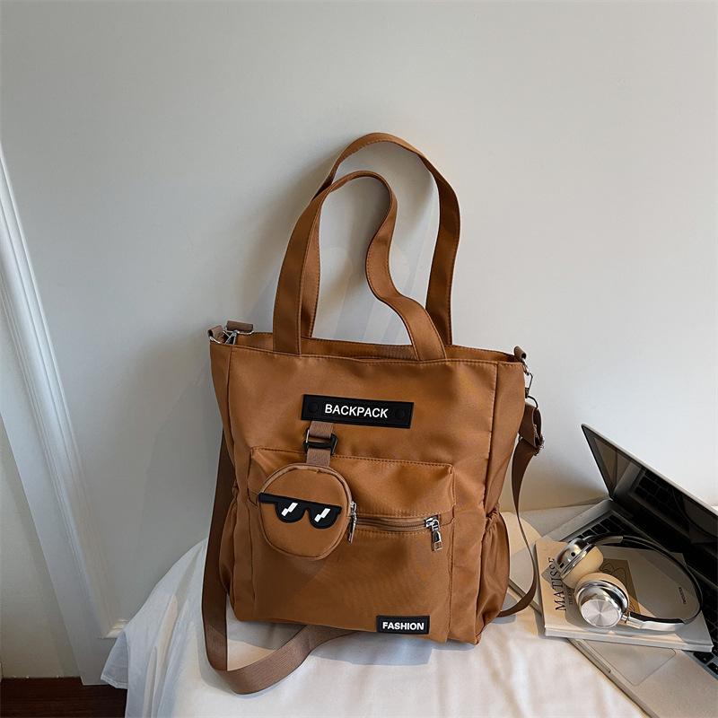Trendy Crossbody Shoulder Bags for Women Large Capacity Commutre Tote Bag College Style Texture Versatile and Simple Storage Bag
Trendy Crossbody Shoulder Bags for Women Large Capacity Commutre Tote Bag College Style Texture Versatile and Simple Storage Bag
