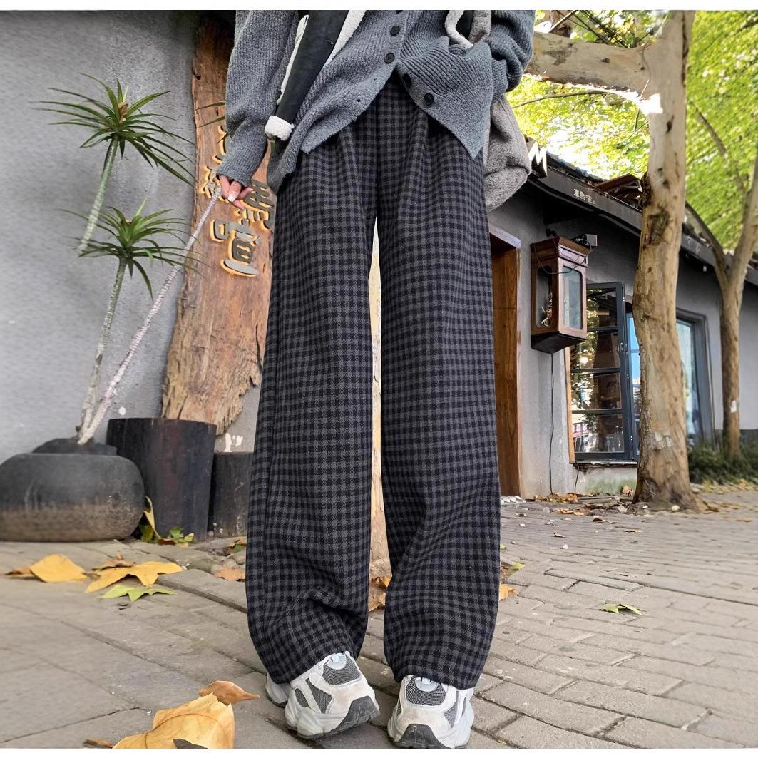 Petite Korean Style Black & Gray Plaid Wide-Leg Wool Pants for Women - Slimming Retro Design for Autumn/Winter 2XL (recommended 131-150 jin)
Petite Korean Style Black & Gray Plaid Wide-Leg Wool Pants for Women - Slimming Retro Design for Autumn/Winter 2XL (recommended 131-150 jin)