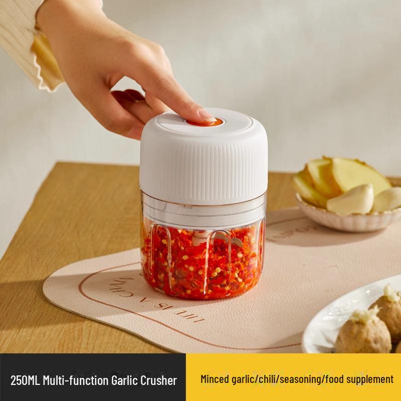 Электрическая давилка и измельчитель чеснока 250ML Multi-function
Электрическая давилка и измельчитель чеснока 250ML Multi-function