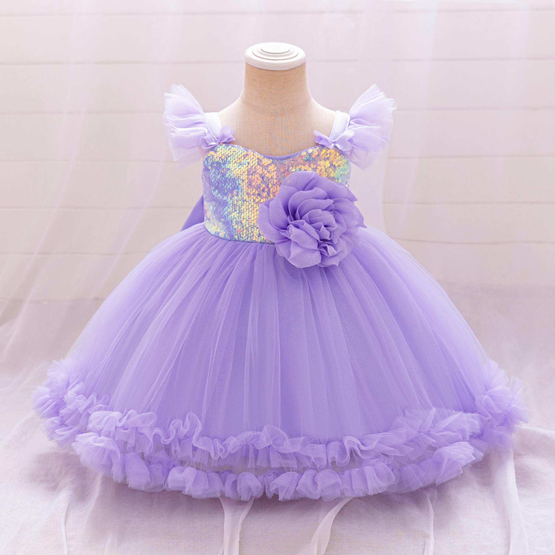 Cross-Border Children s Sequin Princess Dress with Flutter Sleeves - One-Year-Old Festival Gown with Puffy Gauze Skirt 70cm/6-9M
Cross-Border Children s Sequin Princess Dress with Flutter Sleeves - One-Year-Old Festival Gown with Puffy Gauze Skirt 70cm/6-9M