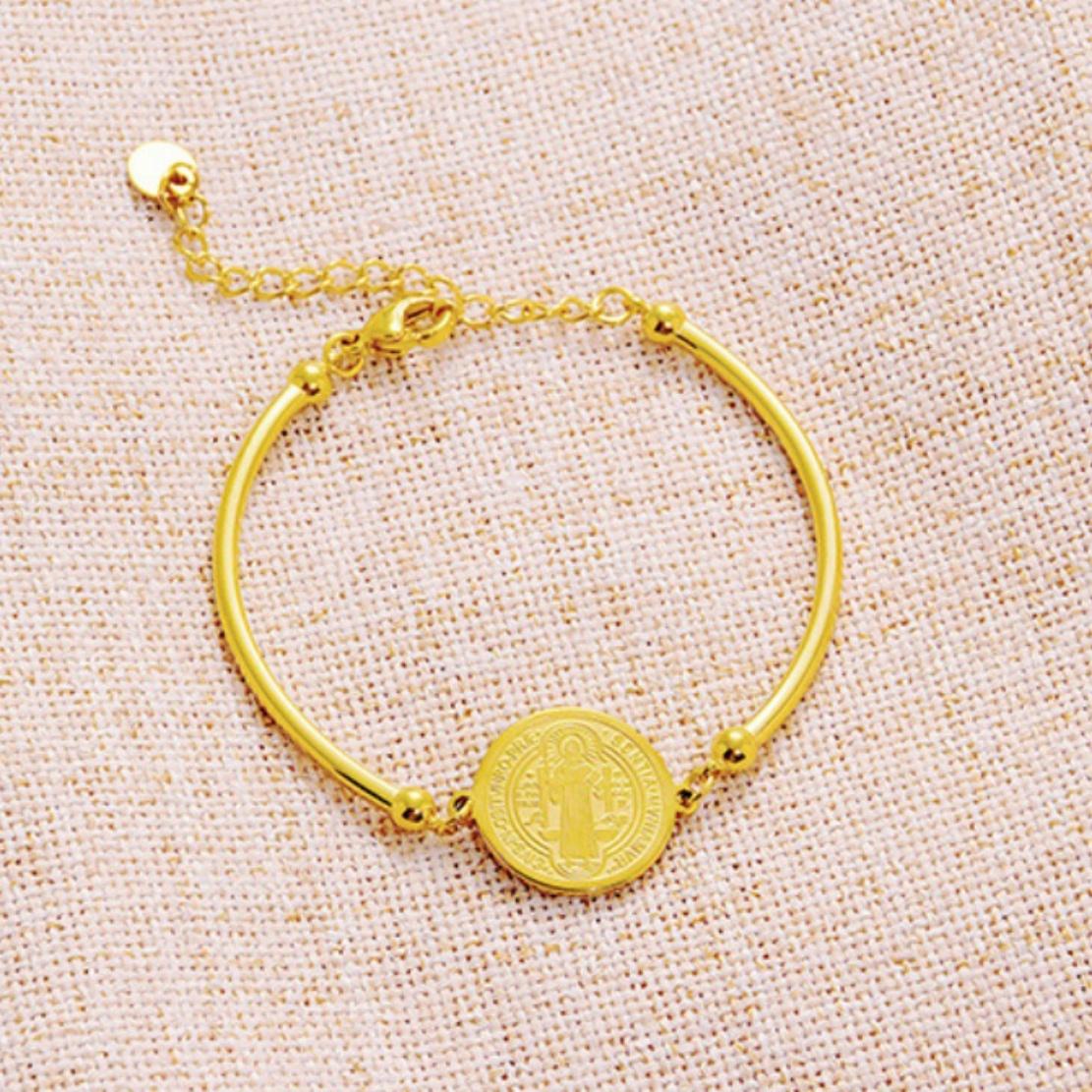 Virgin Mary Saint Benedict Charm Bracelets Stainless Steel Gold Color Religious Bracelet for Women Men Vintage Zircon Gift 17-20 cm
Virgin Mary Saint Benedict Charm Bracelets Stainless Steel Gold Color Religious Bracelet for Women Men Vintage Zircon Gift 17-20 cm