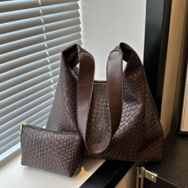 Fashionable Retro Two-piece Handbag Set For Women Featuring Soft Pu And Polyester Lining коричневый
Fashionable Retro Two-piece Handbag Set For Women Featuring Soft Pu And Polyester Lining коричневый