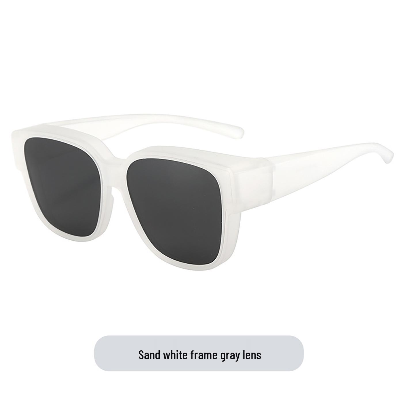 New Polarized TR Clip-On Sunglasses: Trendy Large Frame Sunshade for Men & Women
New Polarized TR Clip-On Sunglasses: Trendy Large Frame Sunshade for Men & Women