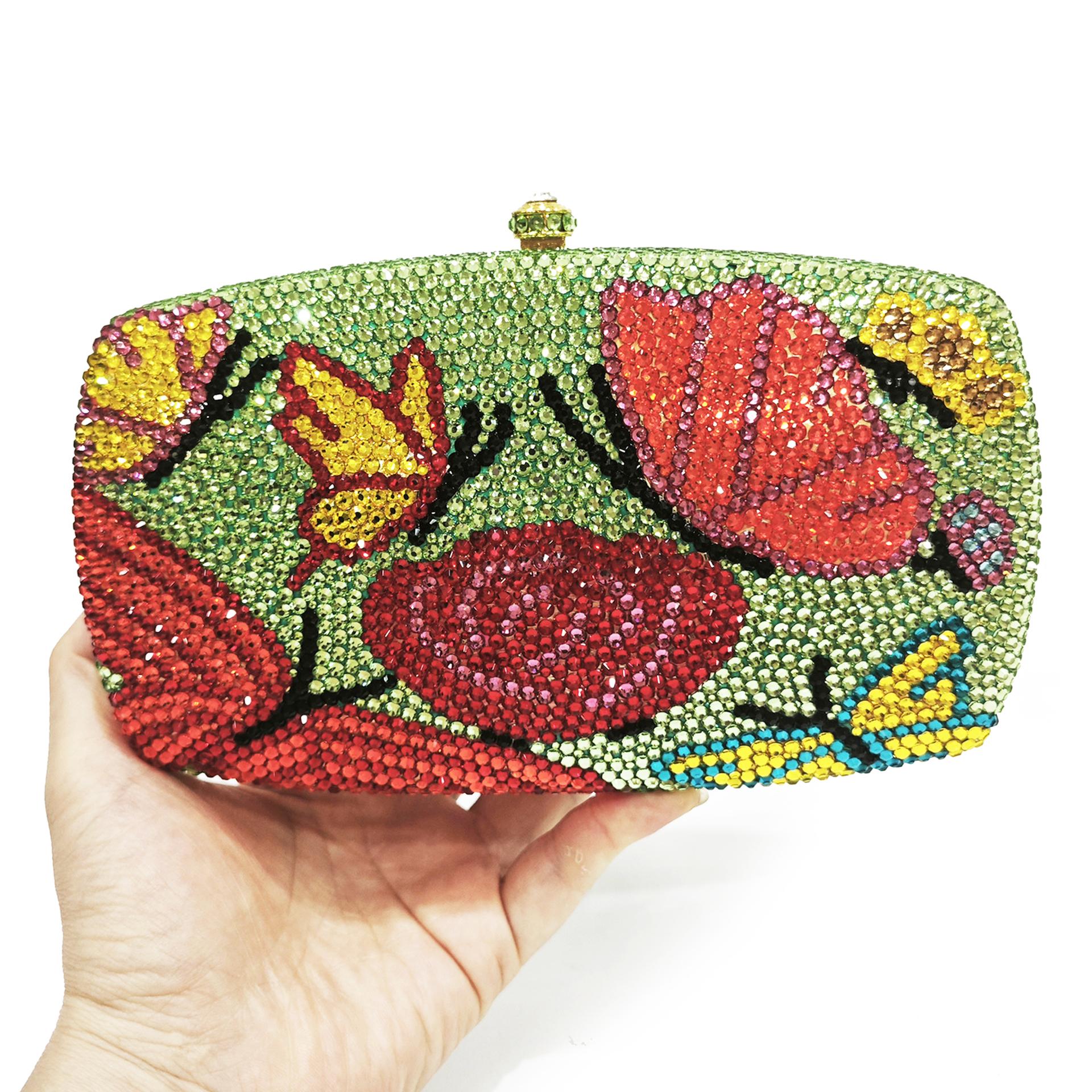 Little Crystal Wedding Evening Purses Flower Women High-End Diamond Clutch Purse Party Clutches Bridal Rhinestone Minaudiere 19cmX12cmX5cm
Little Crystal Wedding Evening Purses Flower Women High-End Diamond Clutch Purse Party Clutches Bridal Rhinestone Minaudiere 19cmX12cmX5cm