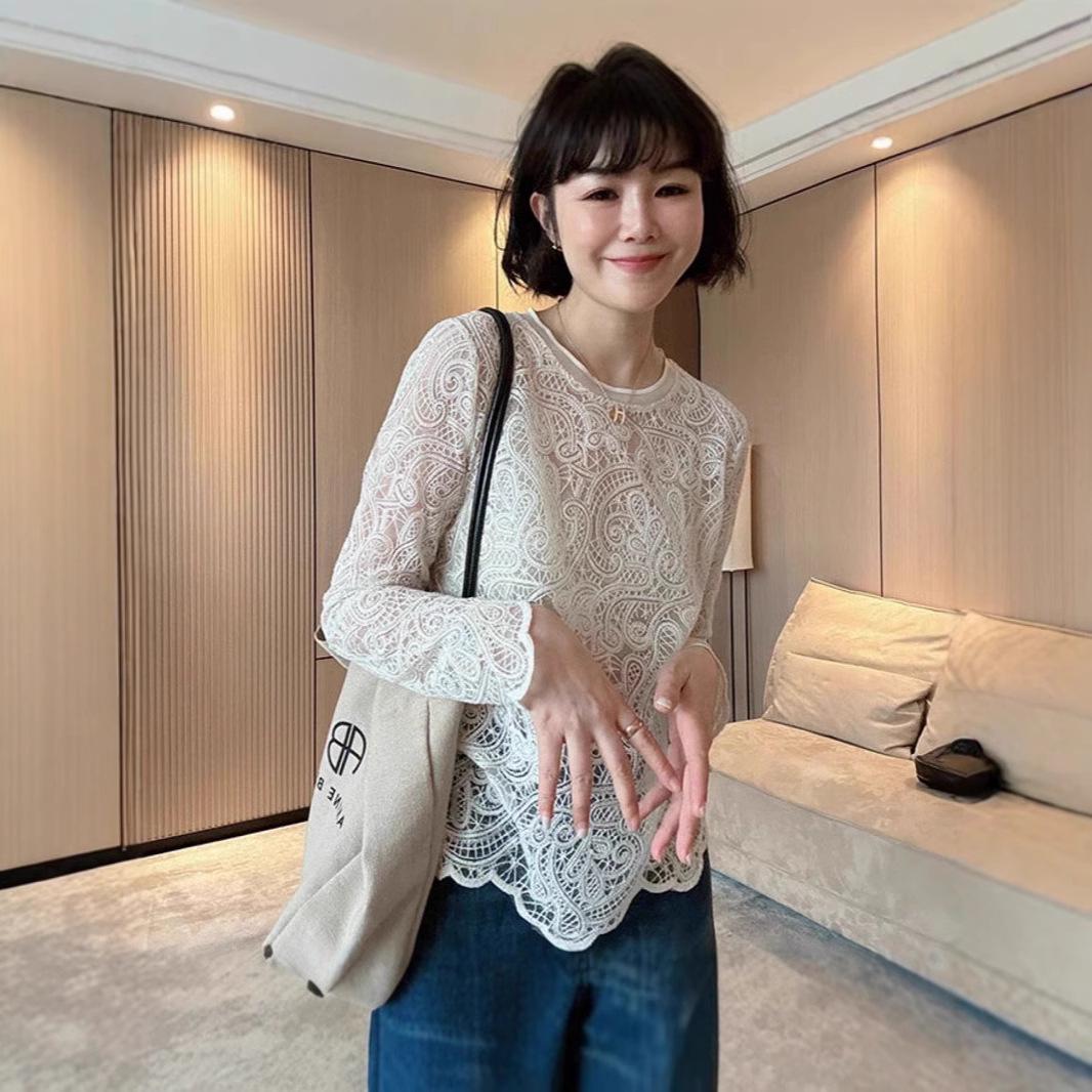 Women s High-End French Lace Cardigan - Hollow-Out Long Sleeve, Spring 2025 Trend, Versatile Layering Top M
Women s High-End French Lace Cardigan - Hollow-Out Long Sleeve, Spring 2025 Trend, Versatile Layering Top M