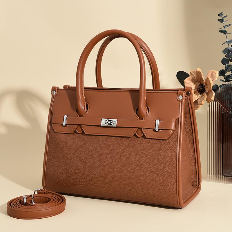 Solid Color Tote Bag Large Capacity Commuting To Work Travel Handbag Simple Single Shoulder Bag
Solid Color Tote Bag Large Capacity Commuting To Work Travel Handbag Simple Single Shoulder Bag