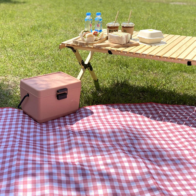 Moble Love Letter Picnic Waterproof Camping Mat 3Color L 150x200 black
Moble Love Letter Picnic Waterproof Camping Mat 3Color L 150x200 black