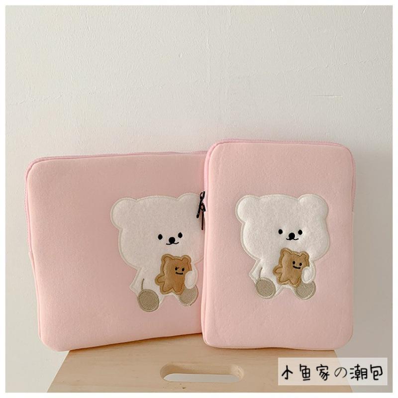 TS JYL laptop bag,Korean INS Cartoon Koala Embroidery iPad Sleeve Shockproof Case 11 inches рожевий
TS JYL laptop bag,Korean INS Cartoon Koala Embroidery iPad Sleeve Shockproof Case 11 inches рожевий