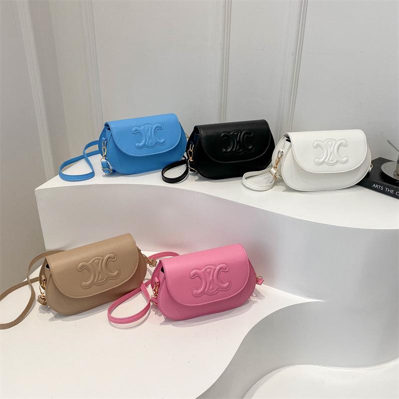 Fashionable and Fashionable Shoulder Bag Simple Small Bag Women s Bag Casual New Beautiful Crossbody Saddle Bag Trendy
Fashionable and Fashionable Shoulder Bag Simple Small Bag Women s Bag Casual New Beautiful Crossbody Saddle Bag Trendy